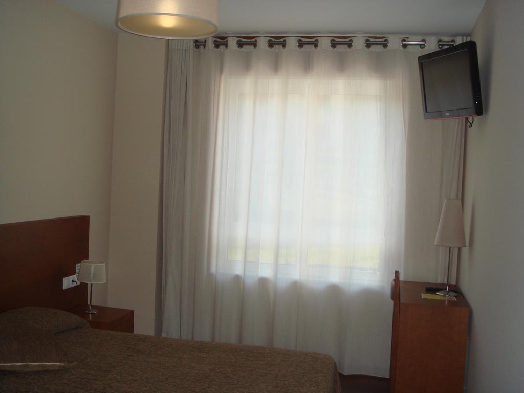 Pension Residencial Platas โอ เปโดรว์โซ ภายนอก รูปภาพ
