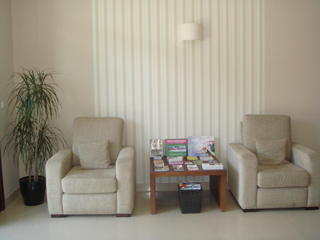 Pension Residencial Platas โอ เปโดรว์โซ ภายนอก รูปภาพ